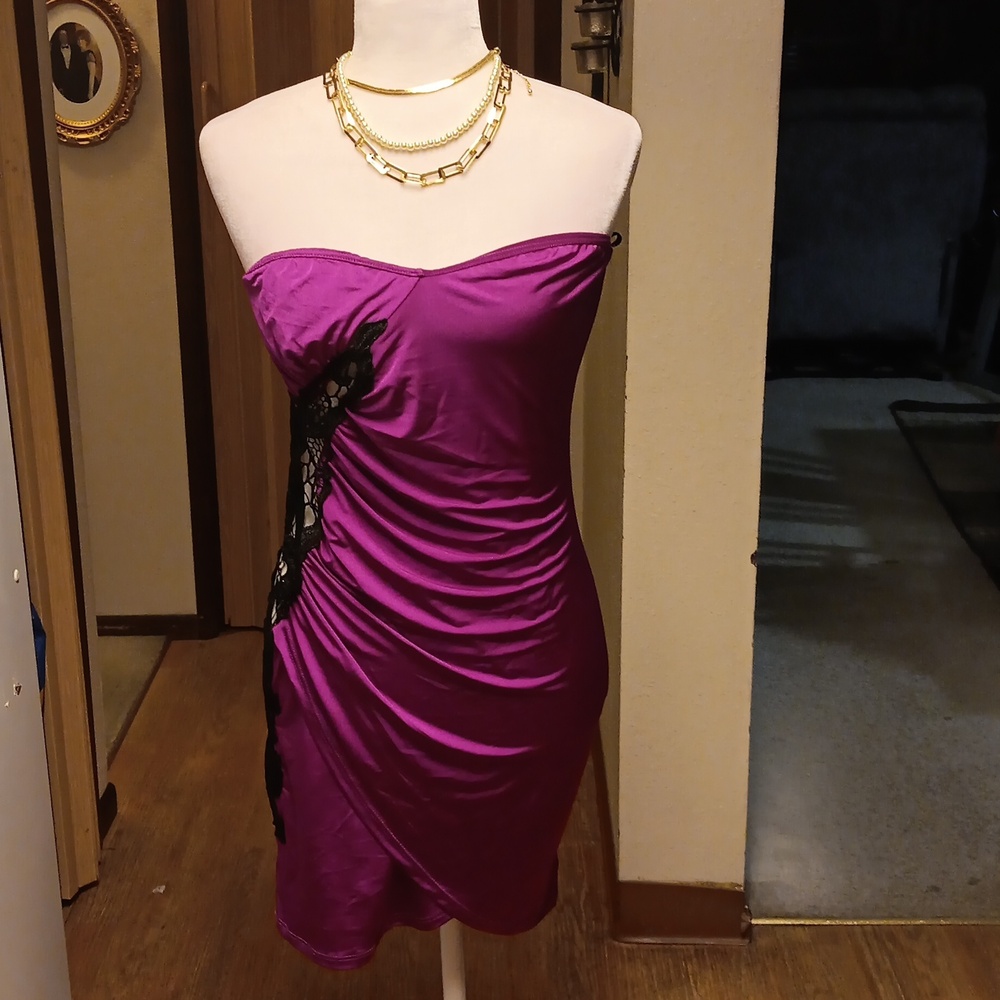 SYMPHONY PURPLE BLACK FLORAL LACE STRAPPLESS DRESS